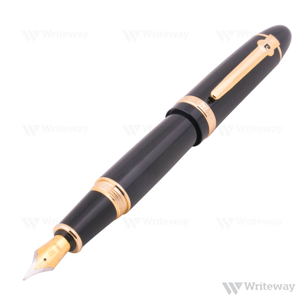 PIERRE CARDIN CHANCELLOR FOUNTAIN PEN BLACK